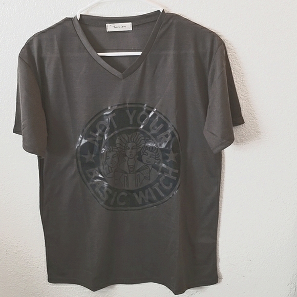 Not Your Basic Witch featuring the Sanderson Sisters Heathered Grey T-Shirt SZ L - Picture 2 of 5
